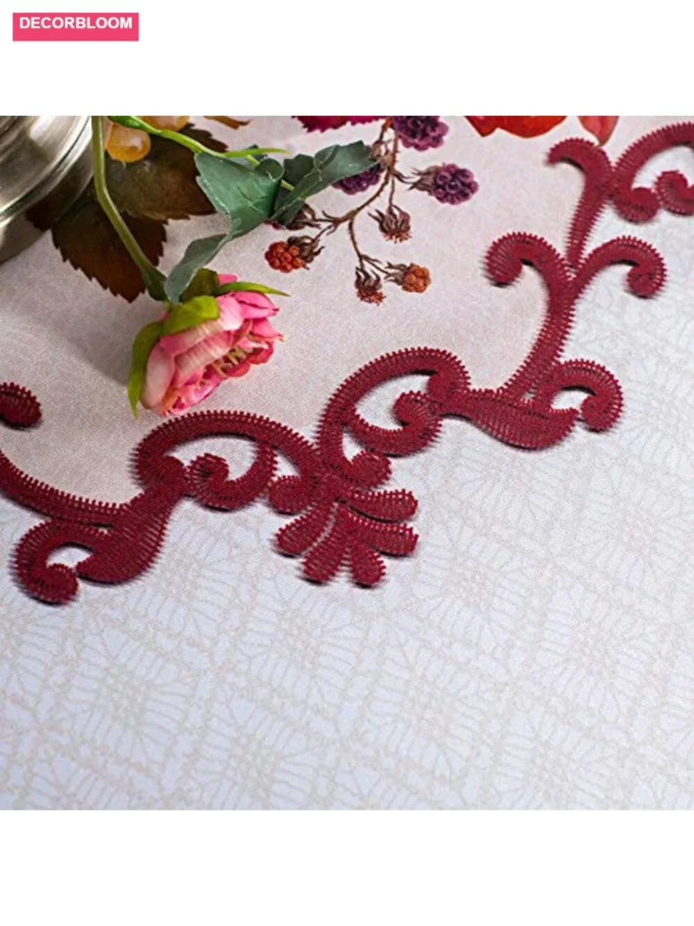 Vintage Lace Tablecloth Rectangle Heavyweight Polyester 52x70 Inch